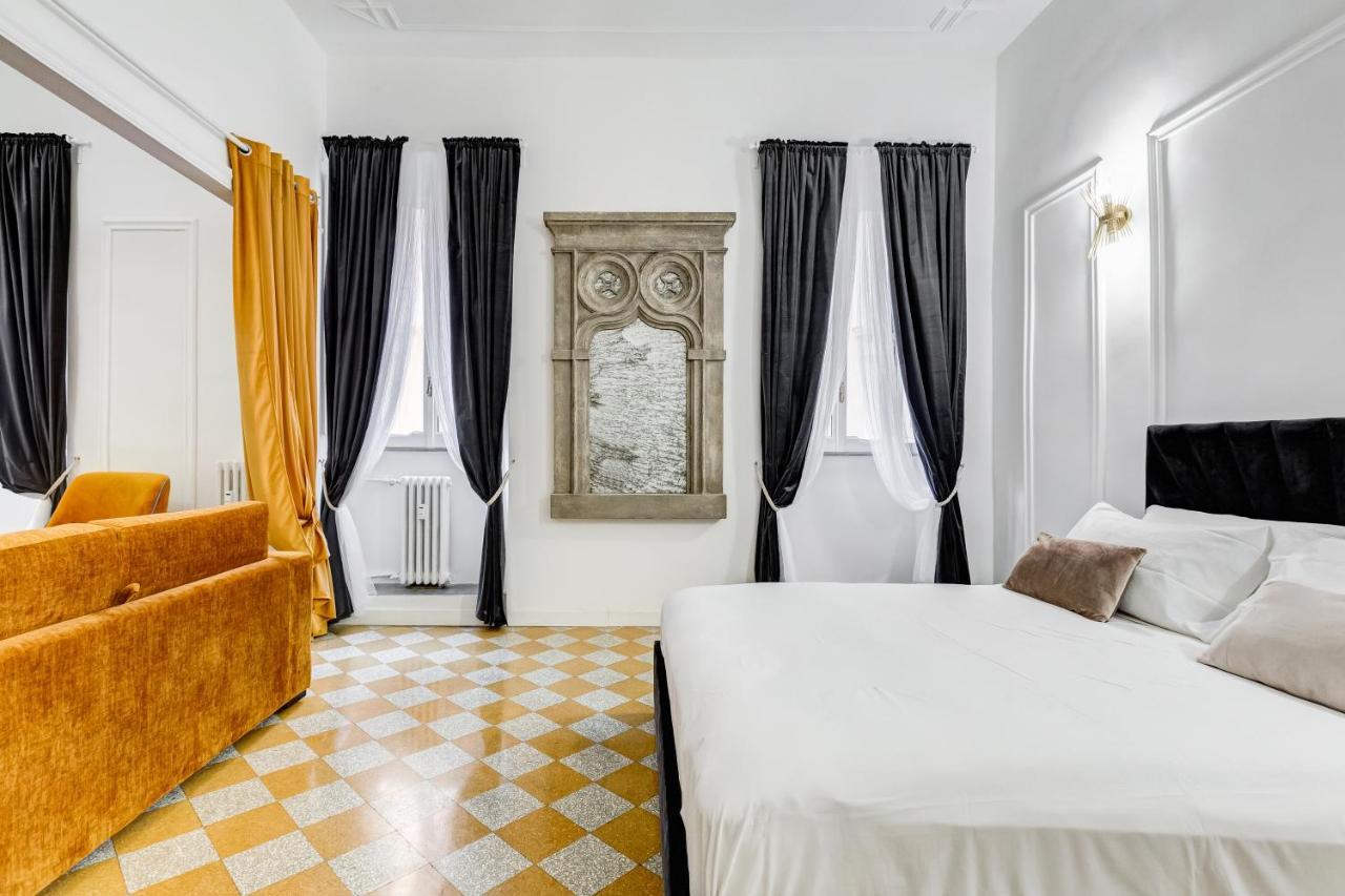 New!! Spagna Suite - Your Italian Holidays Рим Екстер'єр фото